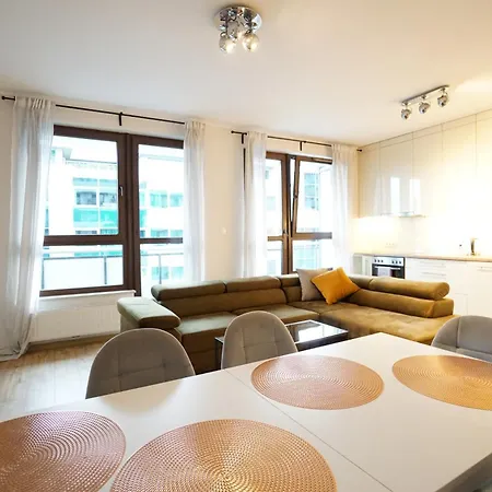 Podwale 2 3-pok 62 M2 Apartamentowiec Przy Rzece Klima Apartment
