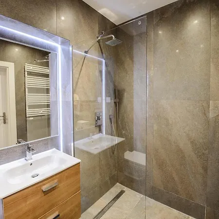 Podwale 2 3-pok 62 M2 Apartamentowiec Przy Rzece Klima * Wroclaw