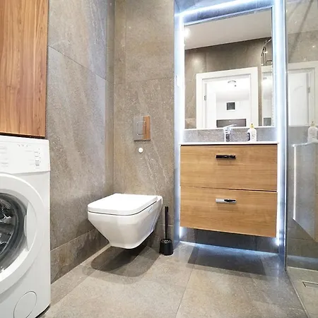 Podwale 2 3-pok 62 M2 Apartamentowiec Przy Rzece Klima Wroclaw
