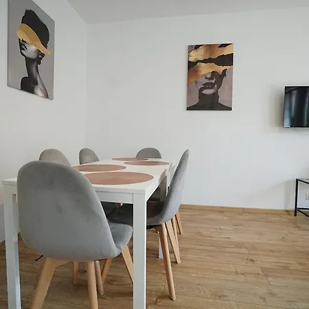 Apartment Podwale 2 3-pok 62 M2 Apartamentowiec Przy Rzece Klima