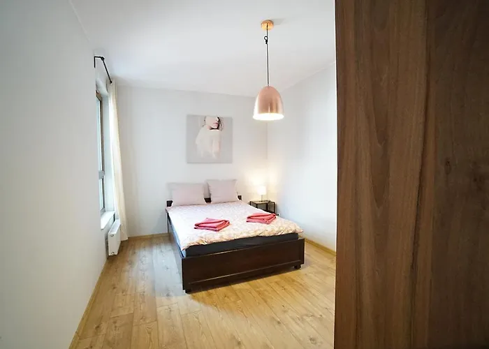 Podwale 2 3-pok 62 M2 Apartamentowiec Przy Rzece Klima דירה *