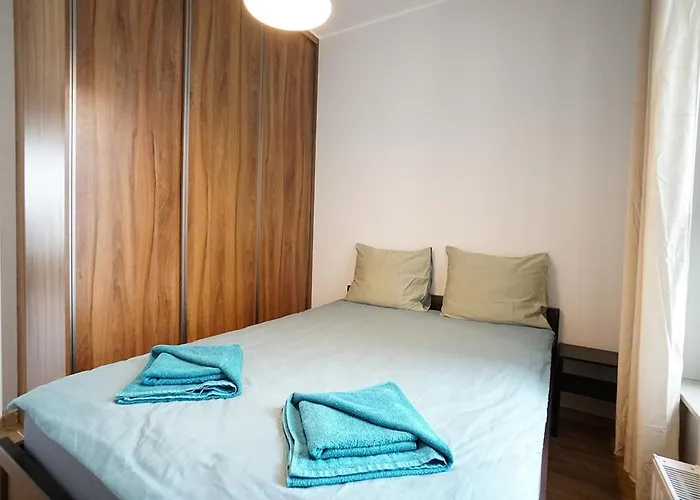 Podwale 2 3-pok 62 M2 Apartamentowiec Przy Rzece Klima דירה